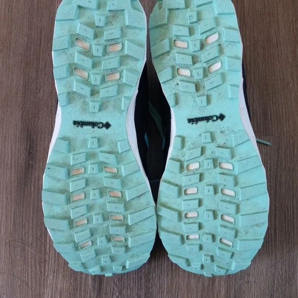 Columbia Shoes - Picture 8 of 11